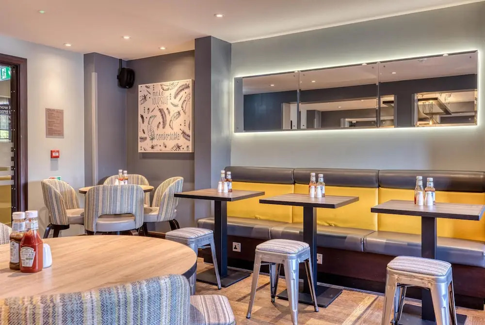 Premier Inn Blackpool East M55, Jct4