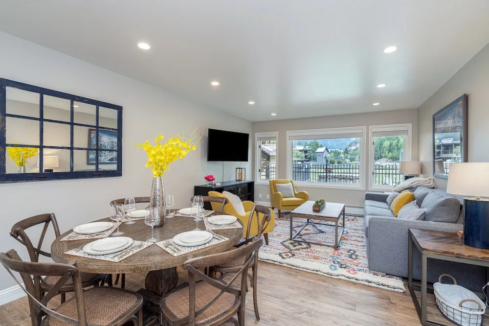 Etta Place 102 by Exceptional Stays