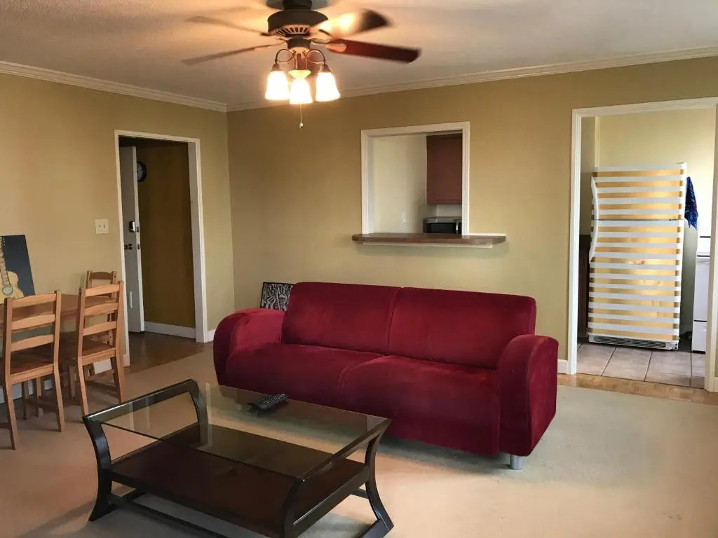 Downtown Condo with a View Sleeps 4 5D