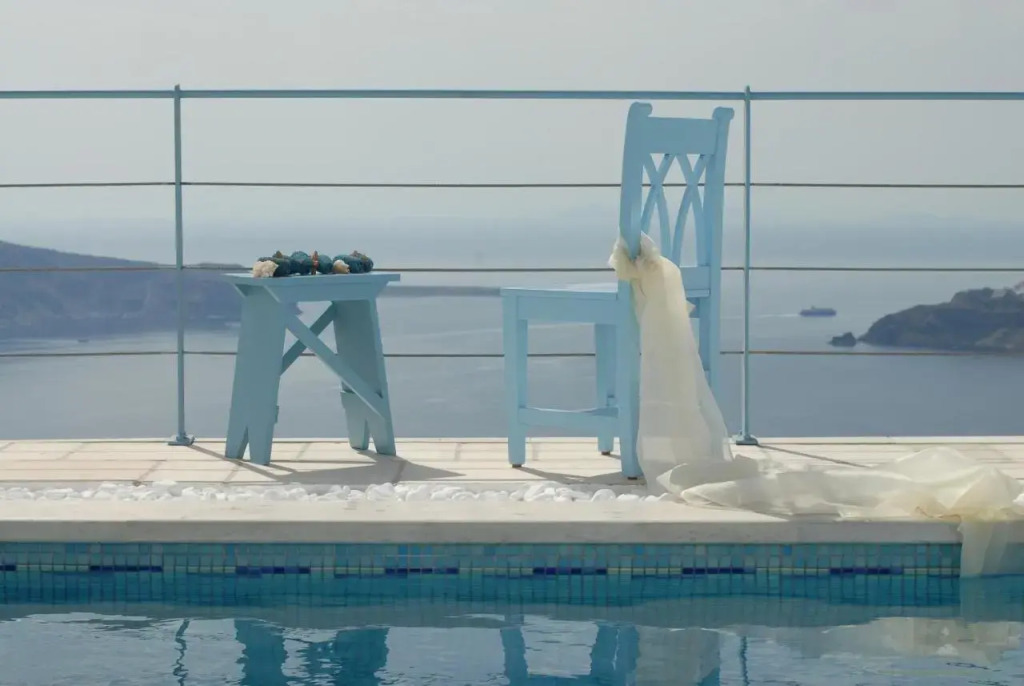 Absolute Bliss Imerovigli Suites