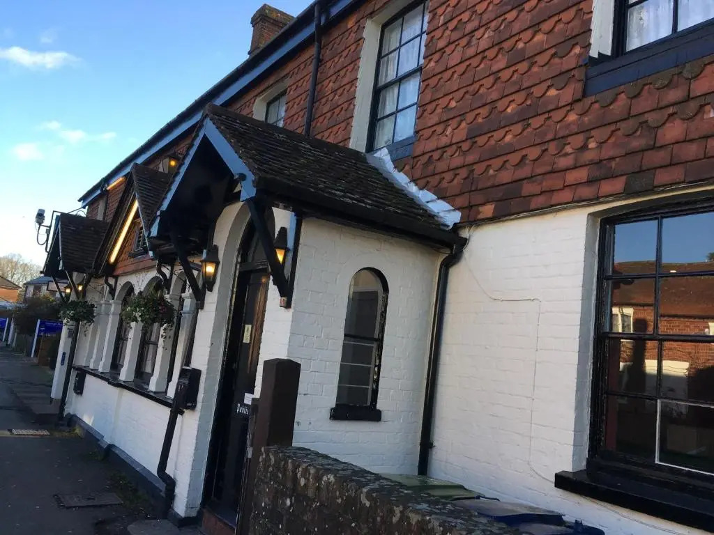 The White Hart pub and rooms