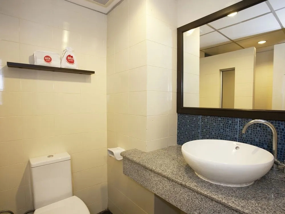 Nida Rooms Triple 2 Wattana Sky Train