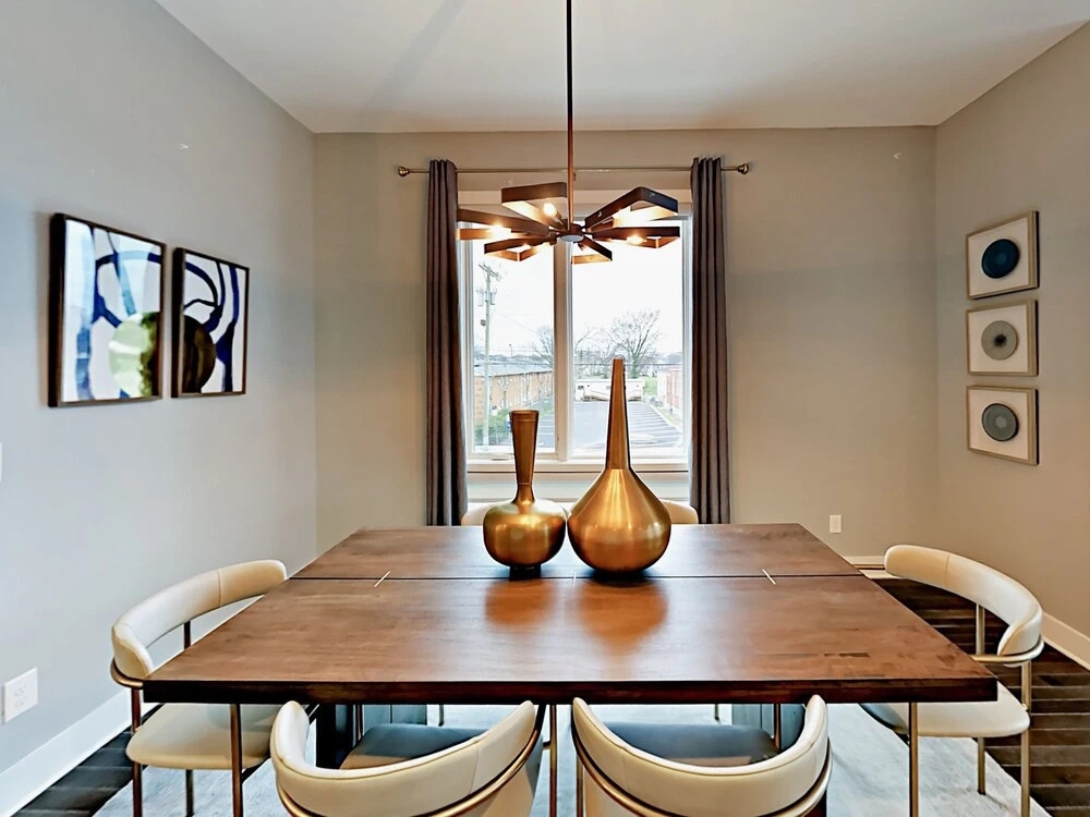 Summit Ave Townhouse 3 Bedrooms 3.5 Bathrooms Townhouse