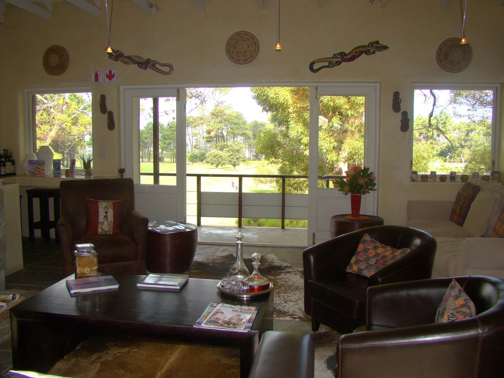 Hermanus Lodge on the Green - Solar Power