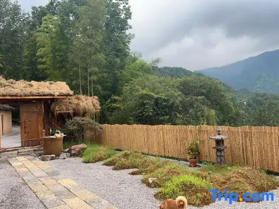 Zhangjiajie Yunshangde Jia Qianzhutang Homestay