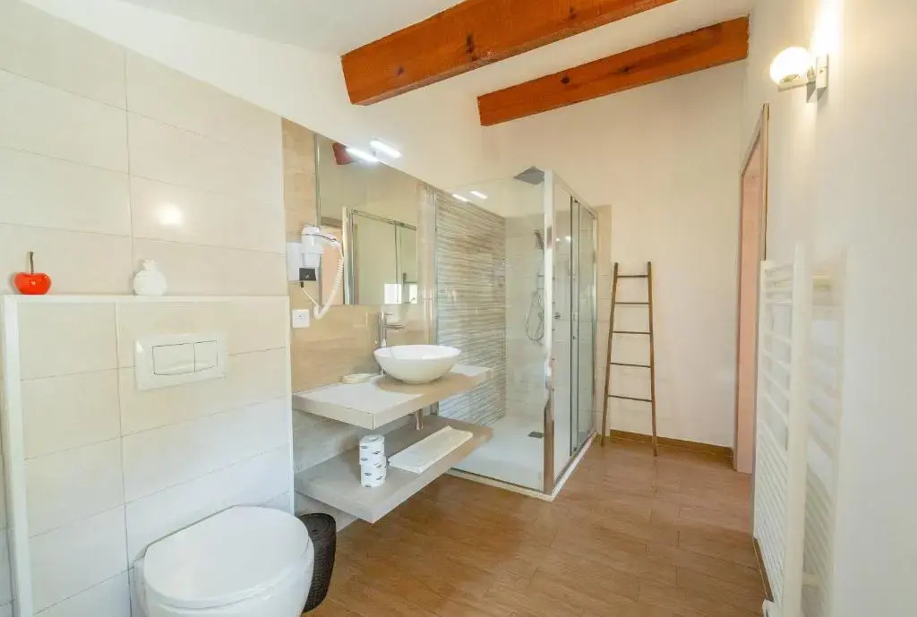 Auberge U nAntru Versu
