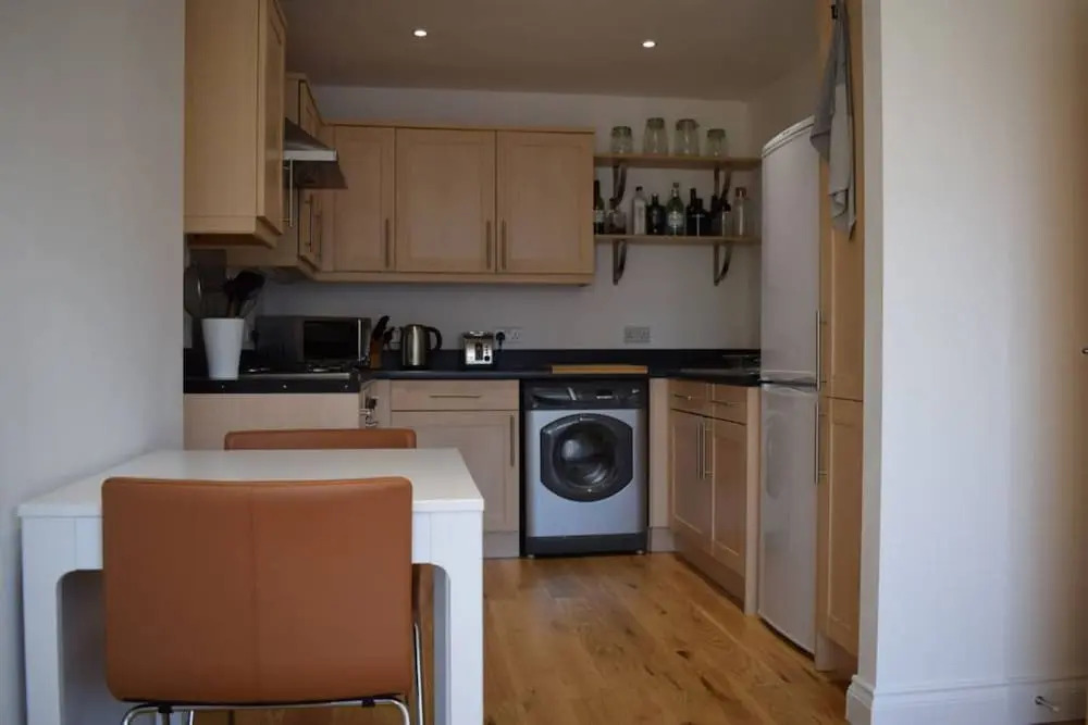 1 Bedroom Flat Next to Greenwich Station