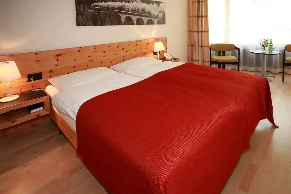 Hotel Albula & Julier