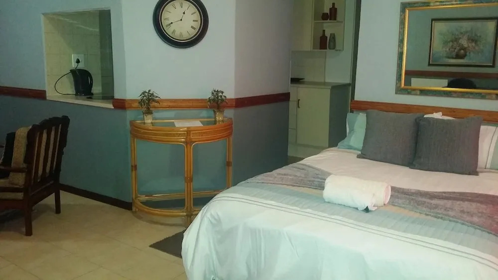 The Clubhouse Guesthouse