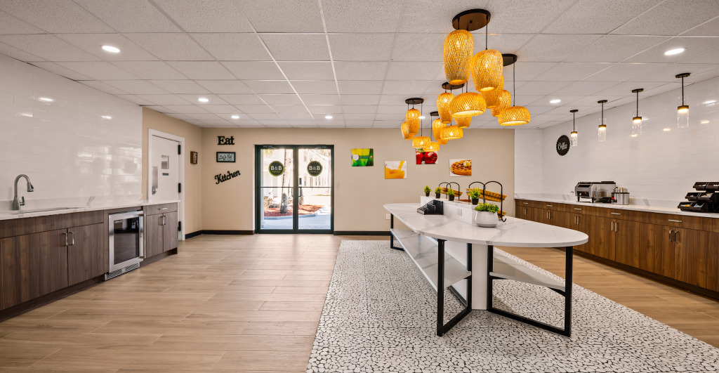 B&B HOTEL Jacksonville Airport - Newly Renovated