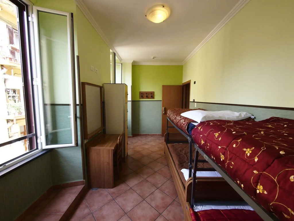Alessandro Palace & Bar