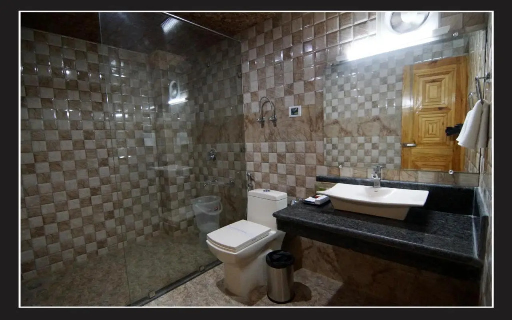 Grand Krisa Resort & SPA, Manali Experience Luxury With all Weather ACs in Every Room