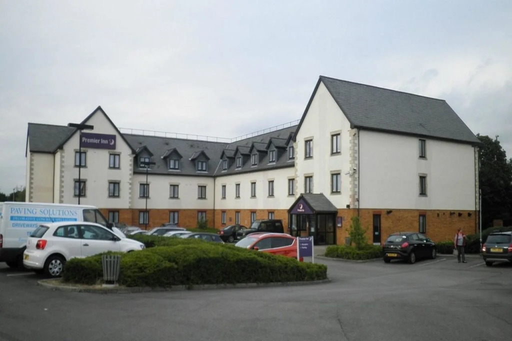 Premier Inn Gloucester - Barnwood