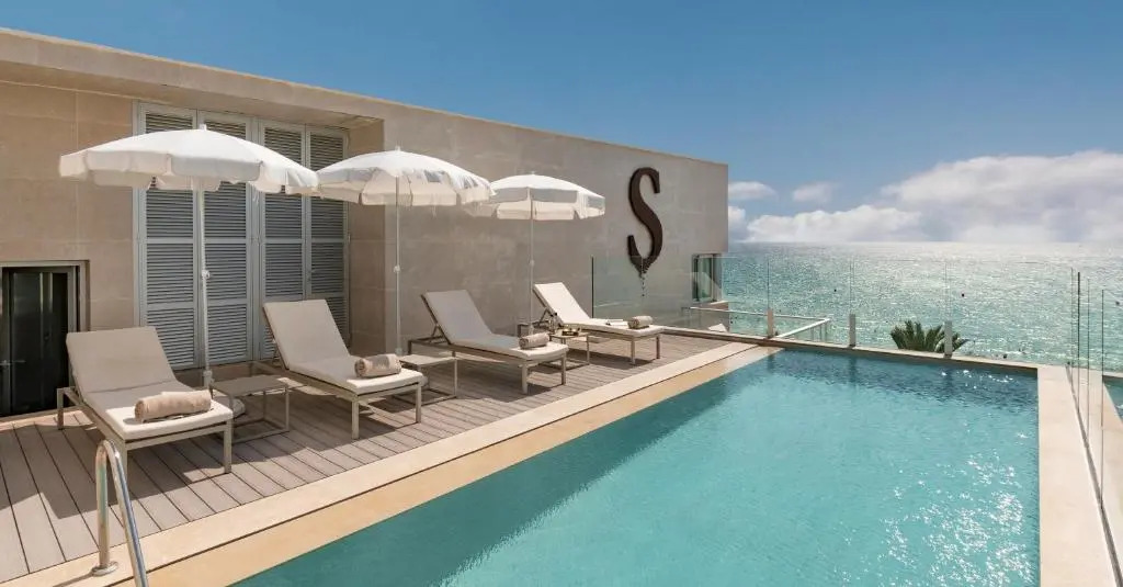 Pure Salt Residences
