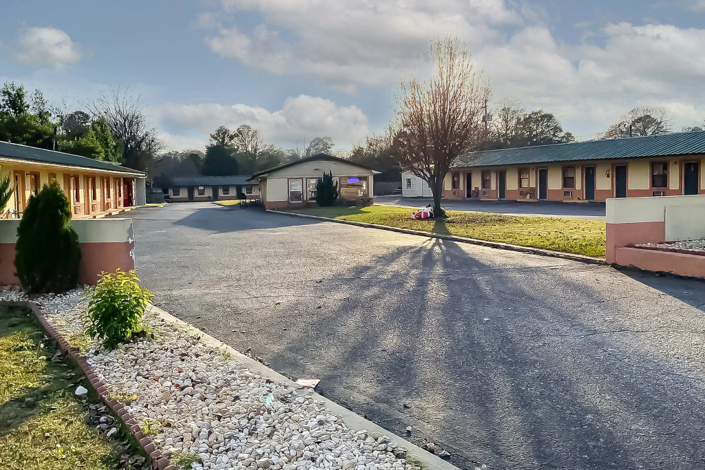 Hotel O Tallassee Hwy 14
