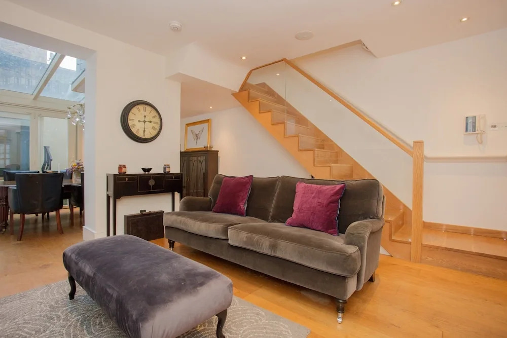 4 Bedroom House Next to Primrose Hill