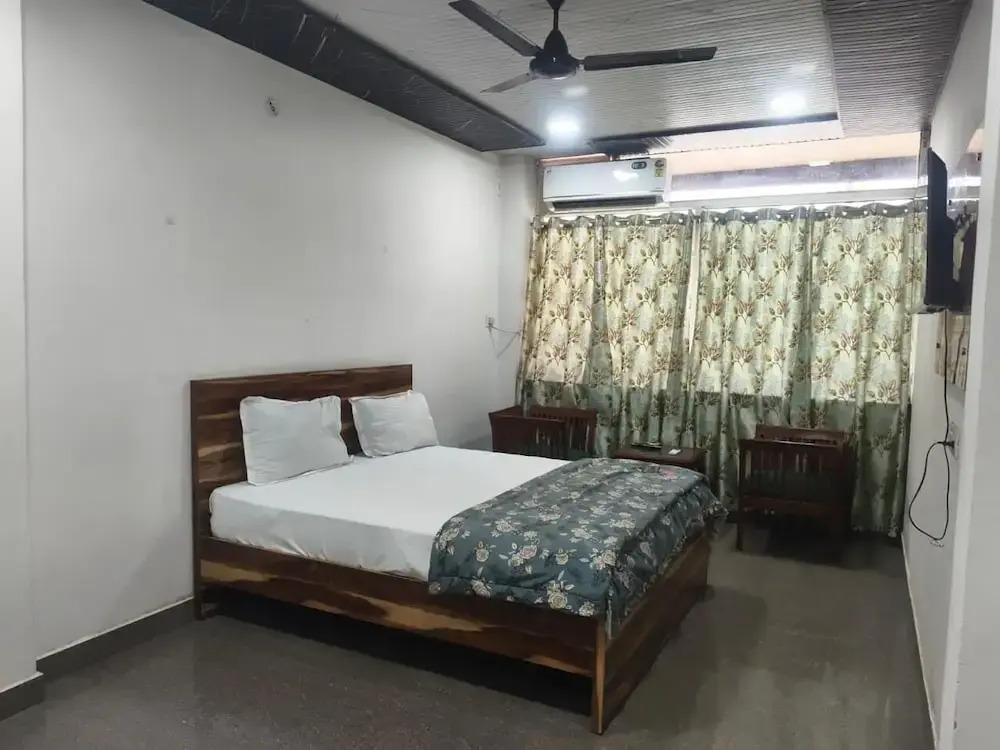 Hotel mid