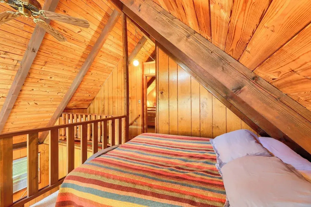 Snowshoe Cabin W/ Resort Perks - Ski, Tube & More!