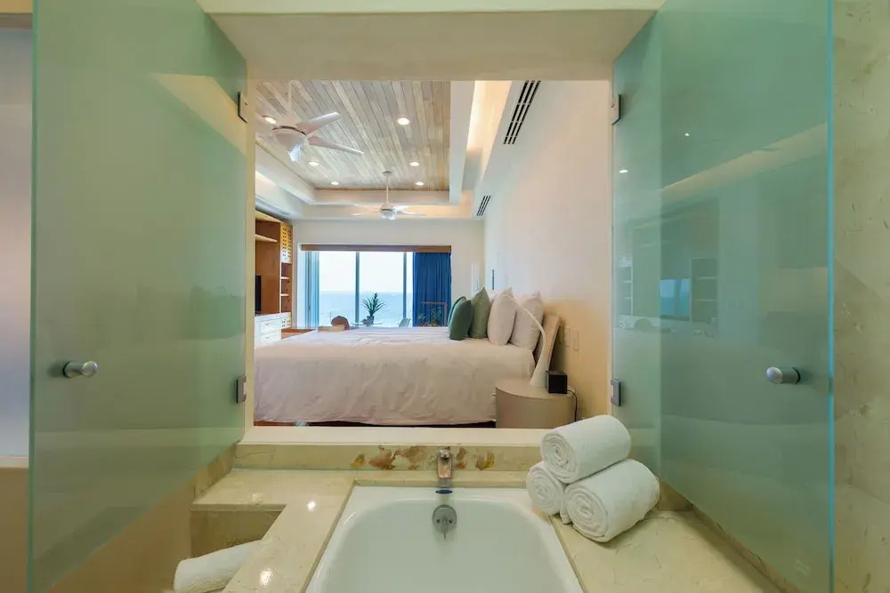 Villa Punta Sam - Beachfront Luxury Villa