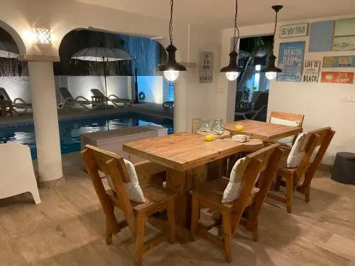 Casa Holandaluzas Marbella near Beach, with salt water Pool and private parking