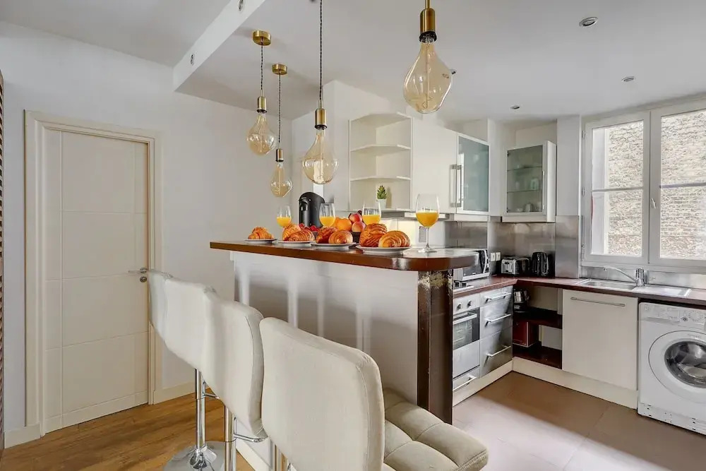 Modern Paris 2BR near Montparnasse