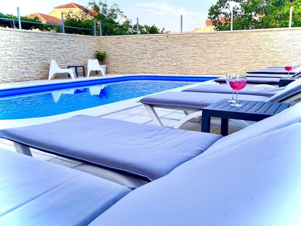 Apartments & rooms Stella Adriatica