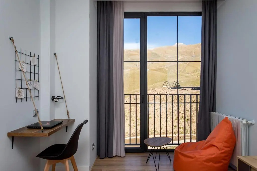 Modern family appartment with 4kTV, coffee machine and big fridge in New Gudauri Alpic