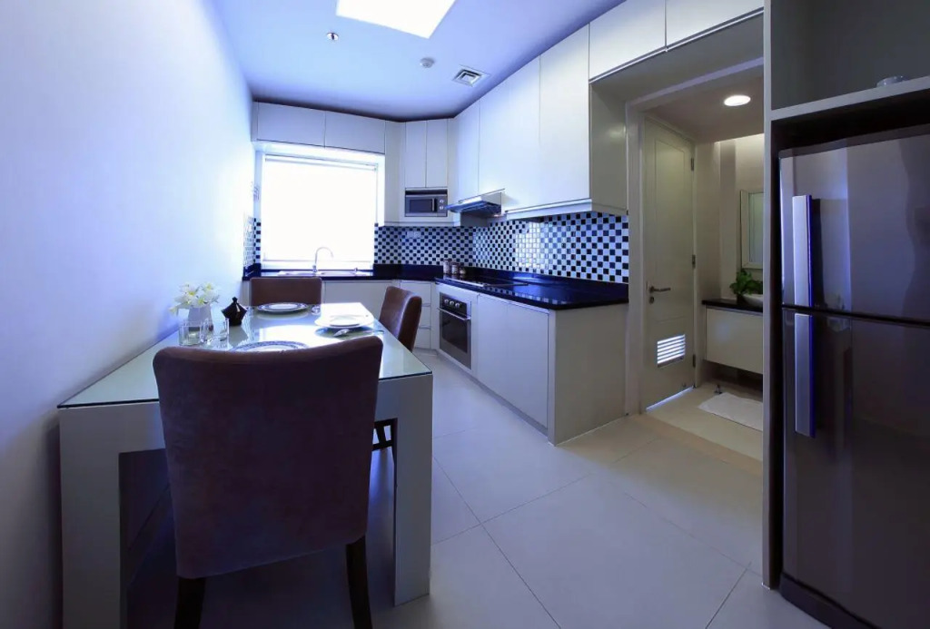 GLENWOOD APARTMENT