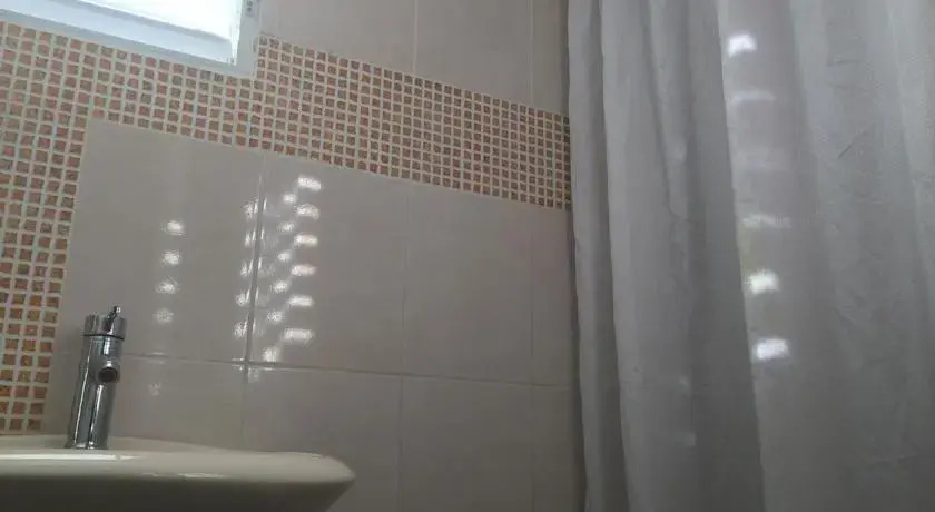 Economy Rooms Jaleo