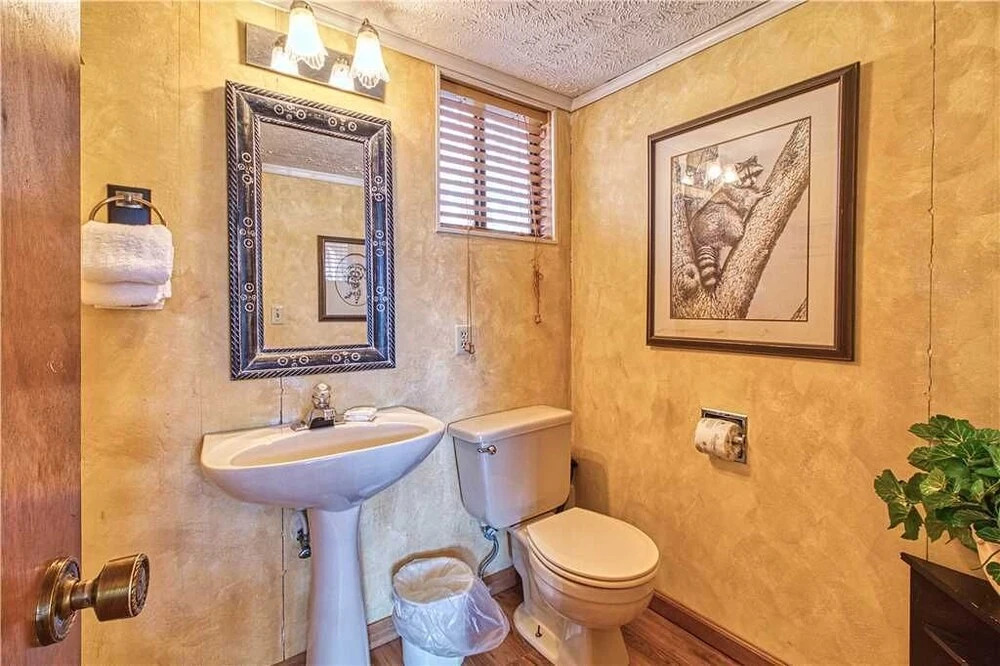 Creekside, 4 Bedrooms, Pool Access, WiFi, Fireplace, Sleeps 10