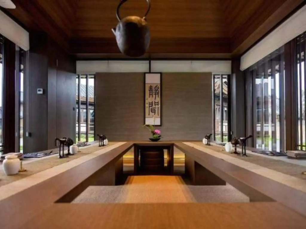 Longmen Wuzhou Hotel