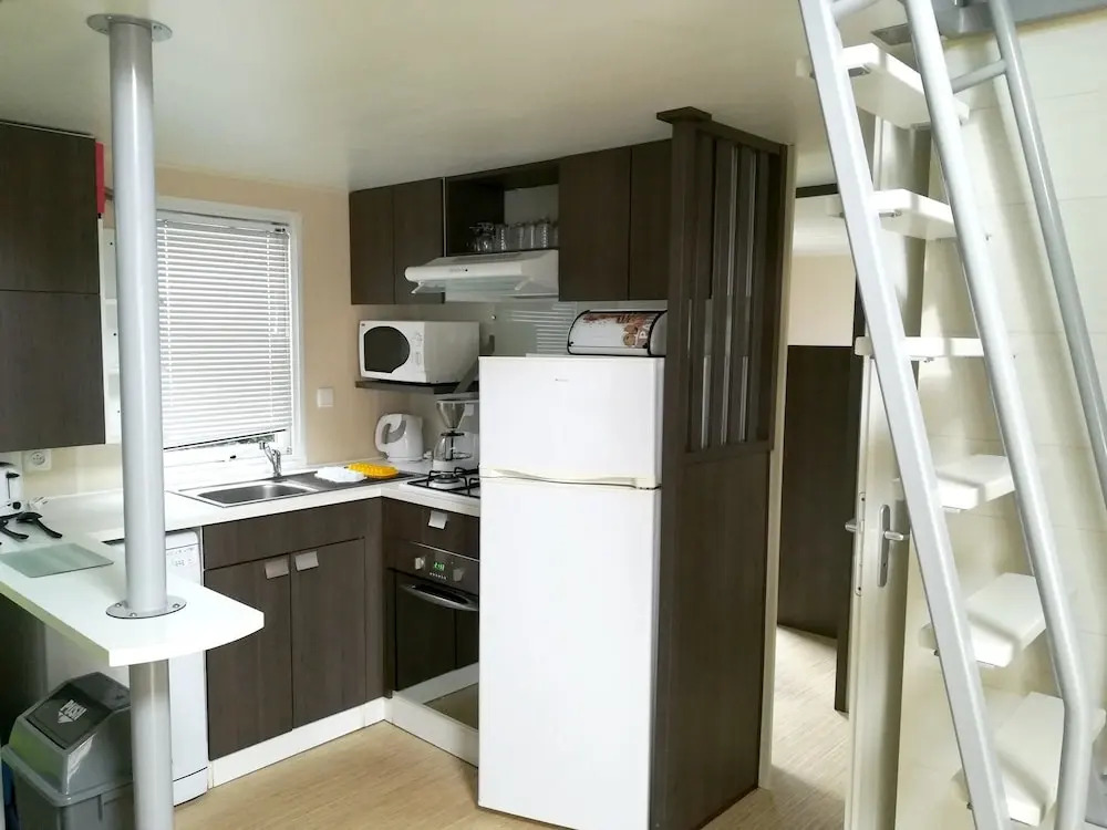 Property With 3 Bedrooms in Les Mathes, With Pool Access, Furnished Ga