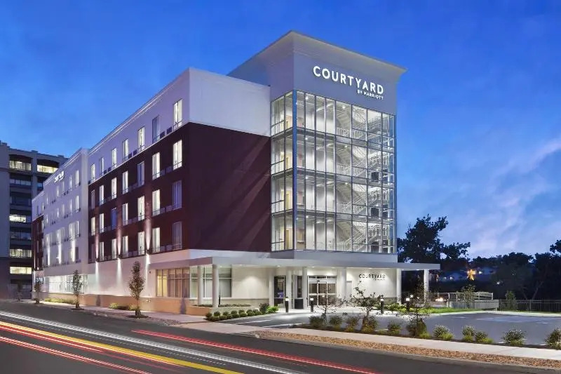 Courtyard Albany Troy Waterfront