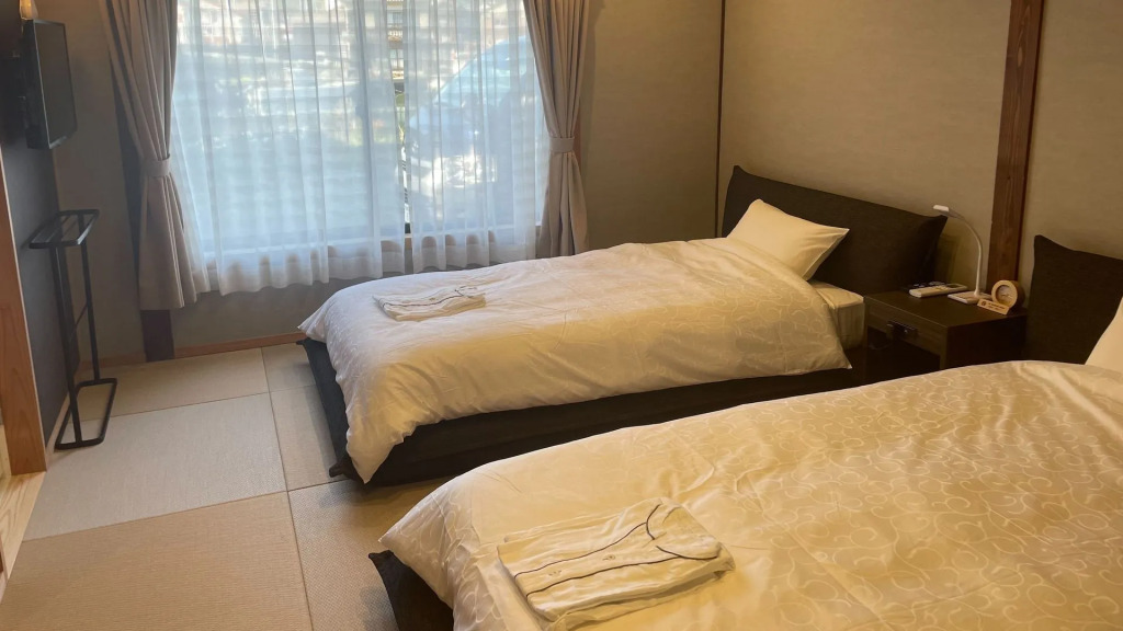 Oki Plaza Hotel