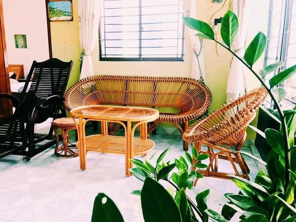 Stay House