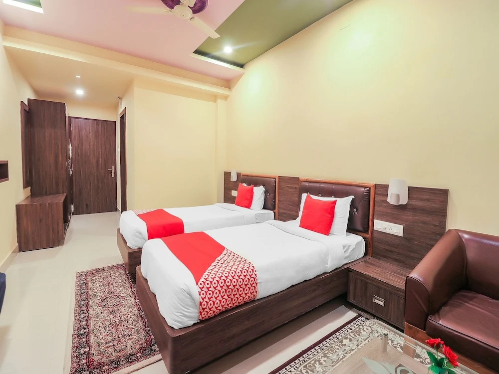 Hotel Suraj Palace