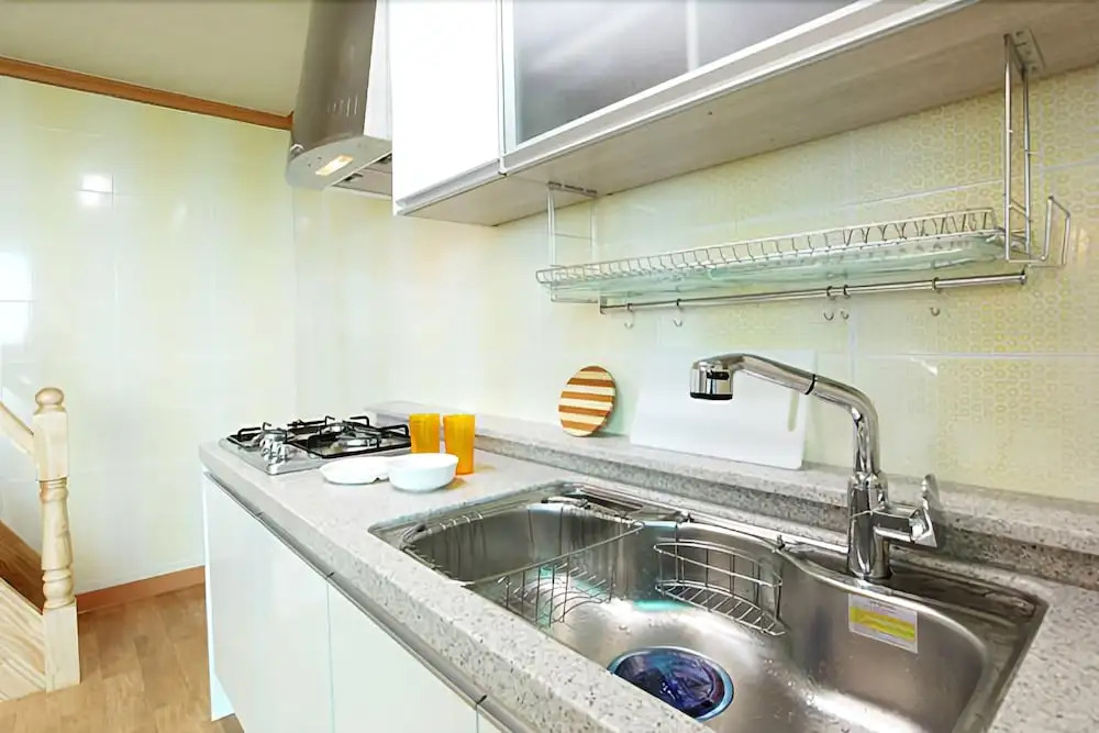Gangneung Hillstone House Pension