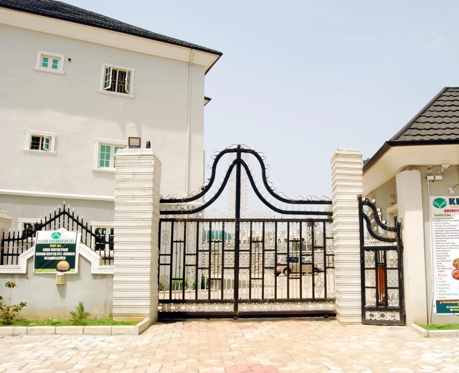 Kifina Emerald Hotel