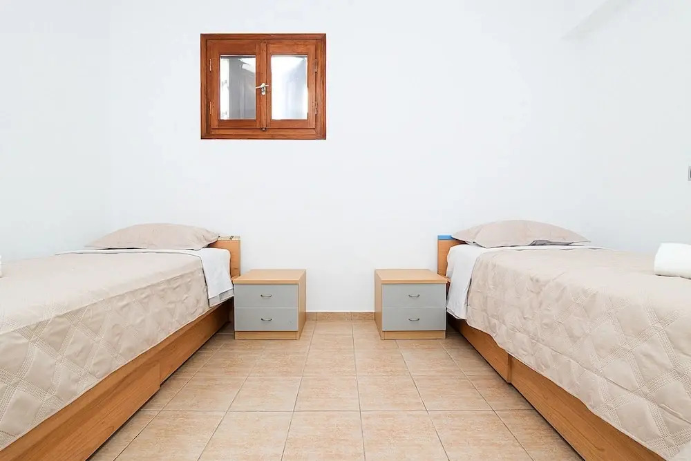 Villa Billia Cheerful 4 Bedroom Home w Ocean View
