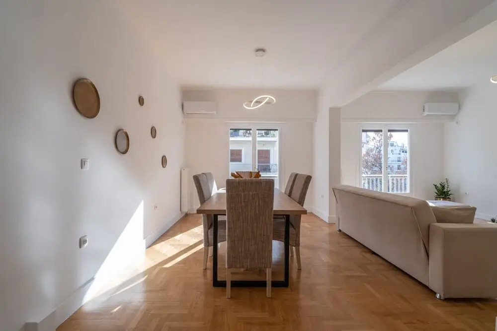 The Urban King Apartment