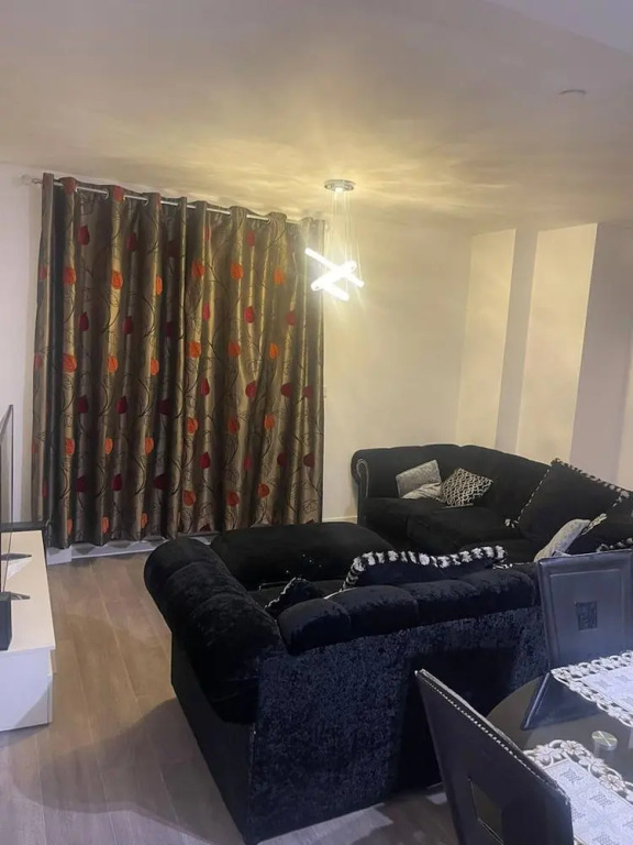 Wembley Stadium View Luxury Apartment