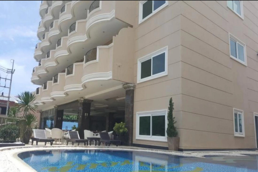 Lk Noble Suite
