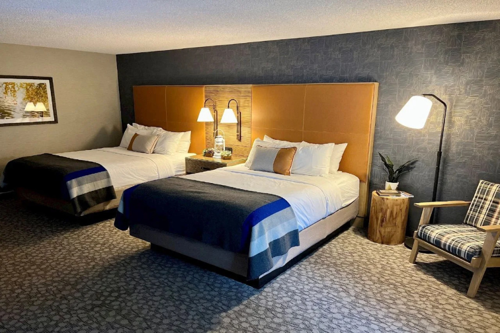 Riverhouse Lodge