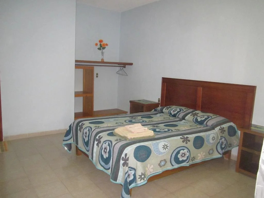 Hotel Tres Flores
