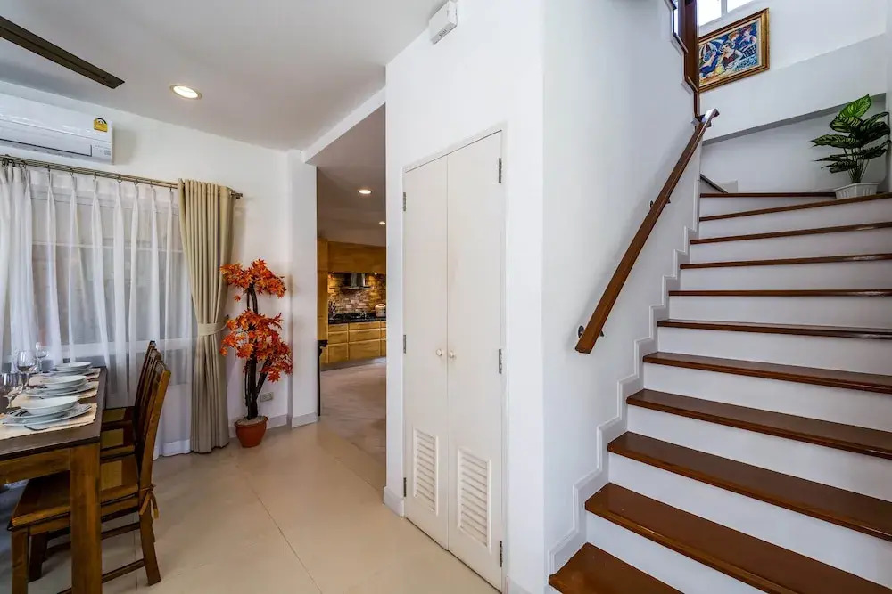 3 Bedroom Pool Villa in Great Location STV