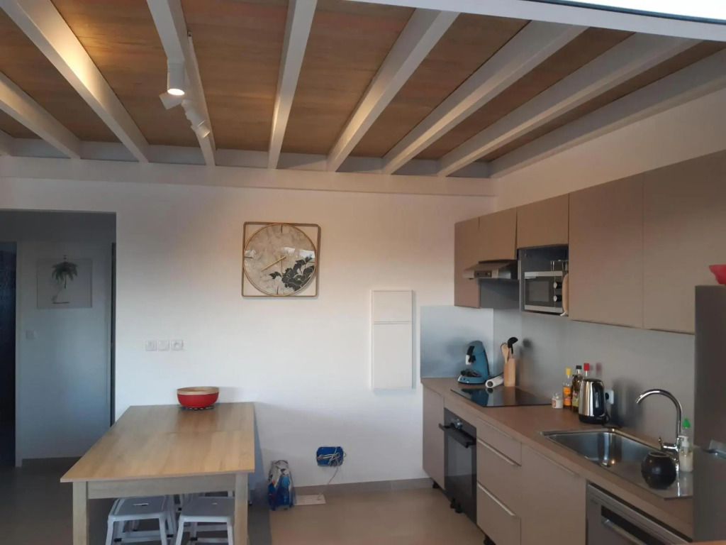 Appartement neuf a 150 metres de la mer wifi