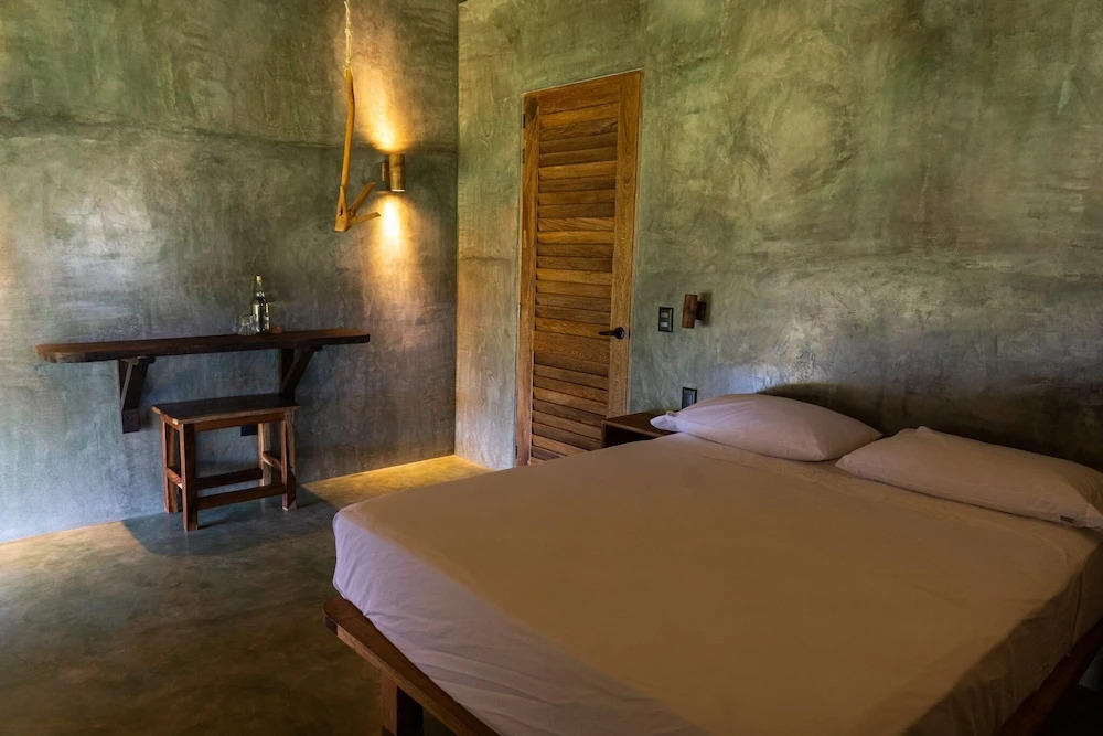 COCOS HOTEL