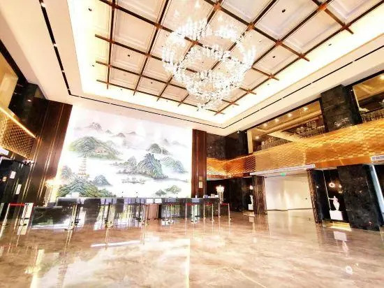 Star Lake Hotel