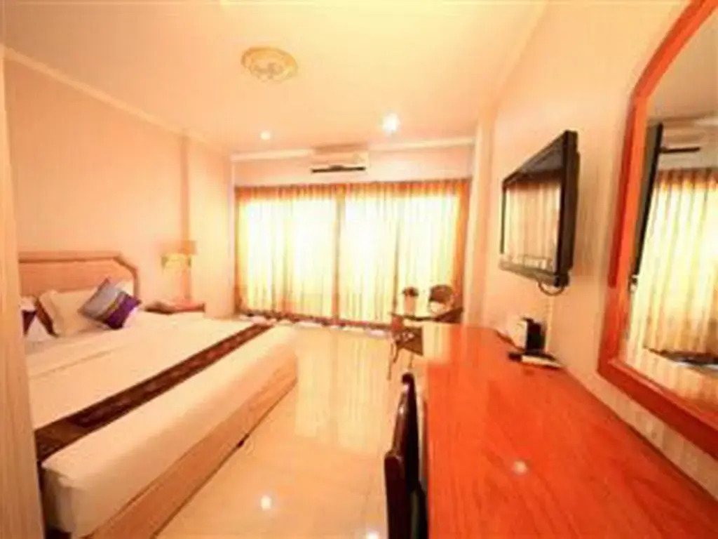 Phitsanulok Orchid Hotel