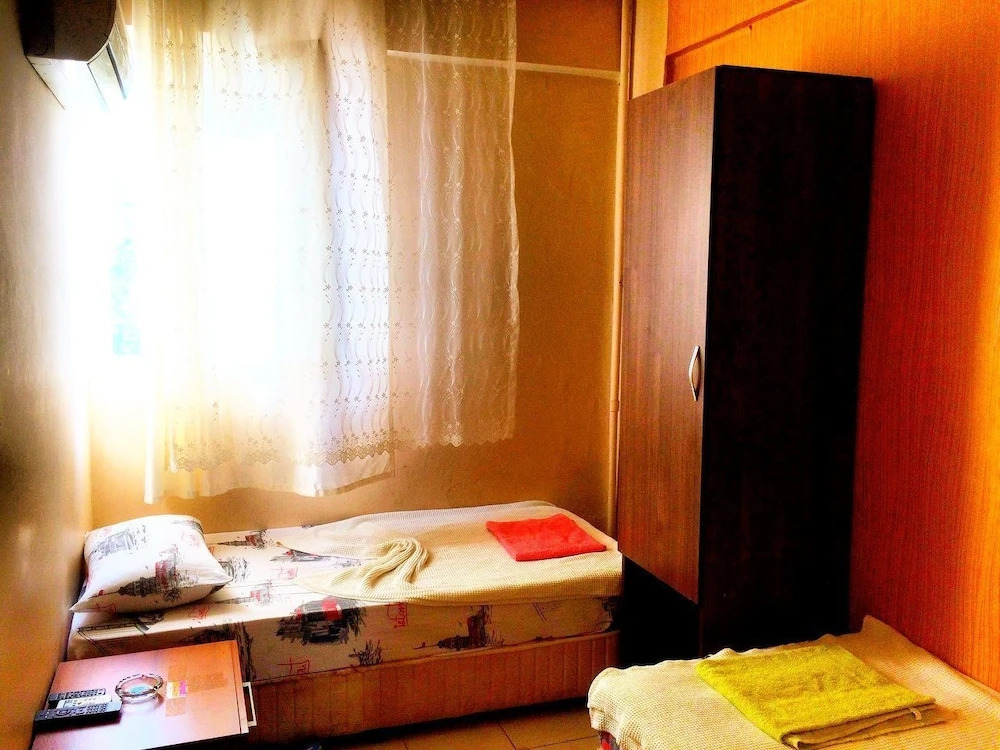 Sarampol Hotel